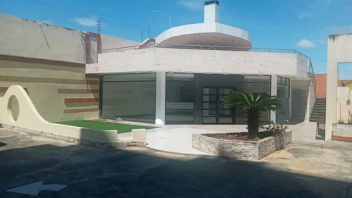 Imagen 28 de 30 de Apartamento En Arivana Plaza