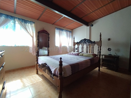 Imagen 11 de 13 de Quinta En Venta En Palmarito 22-10226