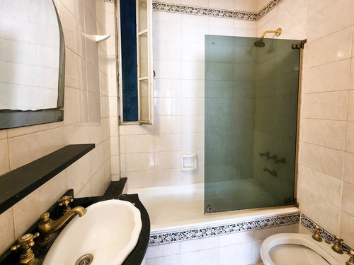 Imagen 14 de 30 de Venta Departamento 4 Ambientes Con Dos Balcones Francés En Balvanera