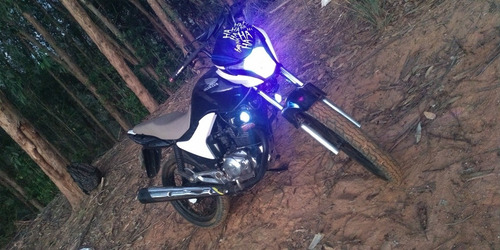 Imagem 2 de 9 de Honda Titan
