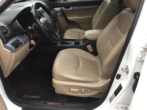 Imagem 11 de 13 de Kia Sorento