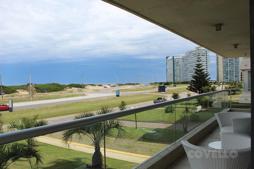 Imagen 6 de 18 de Playa Brava Frente Al Mar ! 3 Dormitorios Totalmente Equipado.