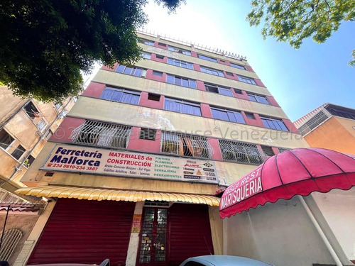 Apartamento En Venta En La Carlota  24-24488 Yf