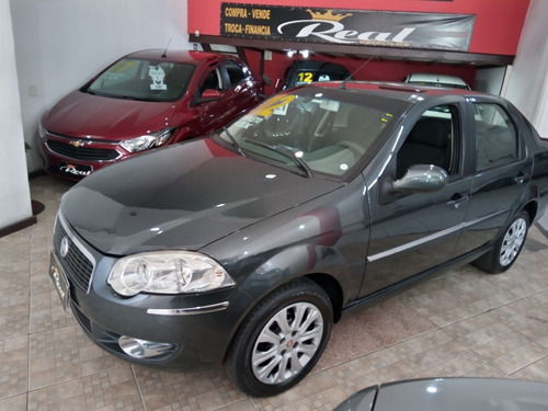 Fiat Siena 1.6 16v Essence Flex Dualogic 4p