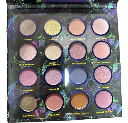 Paleta 16 Sombras Villains Malefica Villanas Maquillaje Color Multicolores