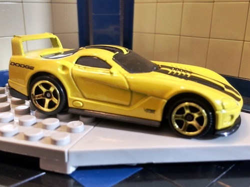 Priviet Dodge Viper Gtsr Matchbox Hw (Usado)