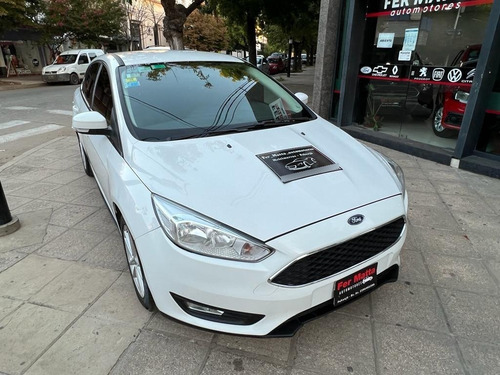 Imagen 3 de 5 de Ford Focus S 1.6