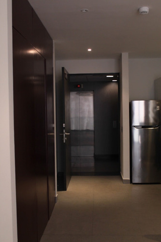 Imagen 7 de 9 de Se Vende Departamento En Torre Magma Tower Spgg