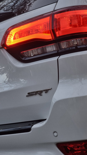 Imagen 6 de 18 de Jeep Grand Cherokee 2018 6.4 Srt Atx 465hp At