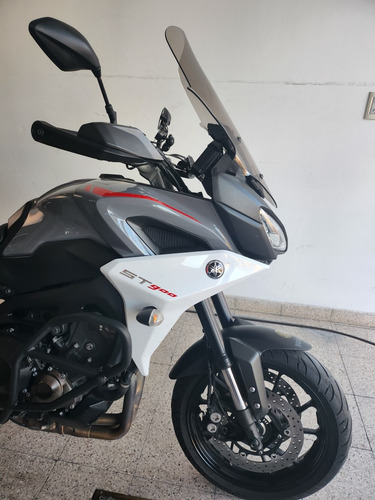 Mt 09 Tracer Tricilindrica Akrapovic Rec Inferior Tuamoto