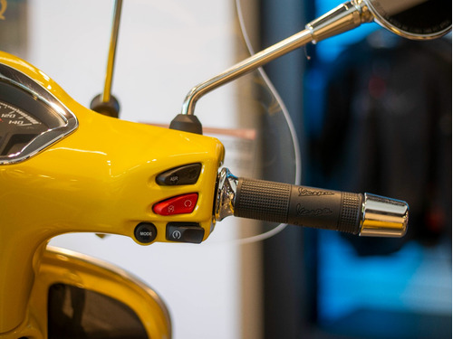 Vespa Gts Super Hpe 300 Entrega Hoy 2023 Modelo Nuevo
