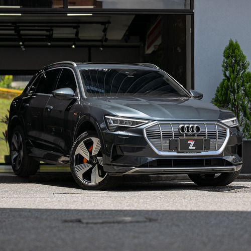 Audi E-tron Prestige 55 Quattro