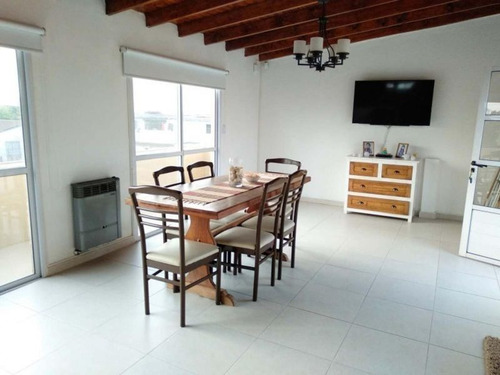 Imagen 6 de 17 de Casa En Venta En Jose Leon Suarez