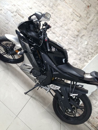 Yamaha R15