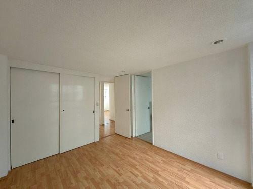 Departamento Renta En Col. Napoles / 100m2