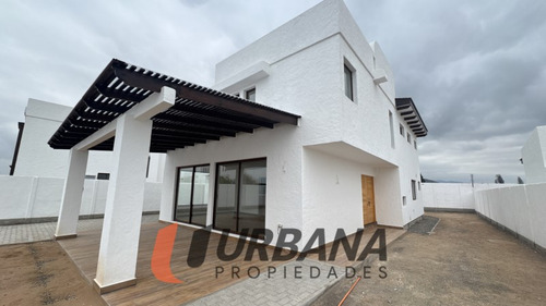 Exclusiva Casa Nueva Sector El Rosario