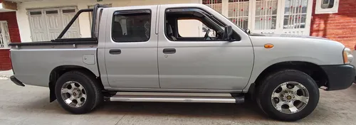 Nissan Frontier 2.4 Gasolina 4x2