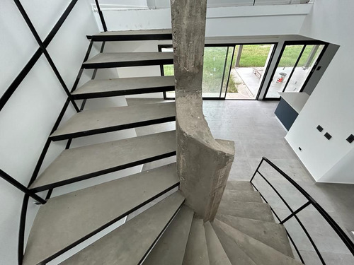 Casa Venta 5 Ambientes A Estrenar Principado Canning