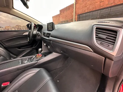 Mazda 3 2.0 Touring At