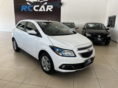 Chevrolet Onix Hatch 1.4 4P FLEX LTZ