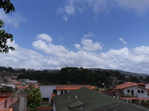 Imagen 4 de 14 de Venta De Casa En San Antonio De Los Altos. Urb El Retiro Rz
