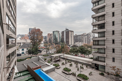 Moderno Departamento En Venta De 2 Dorm. En Las Condes