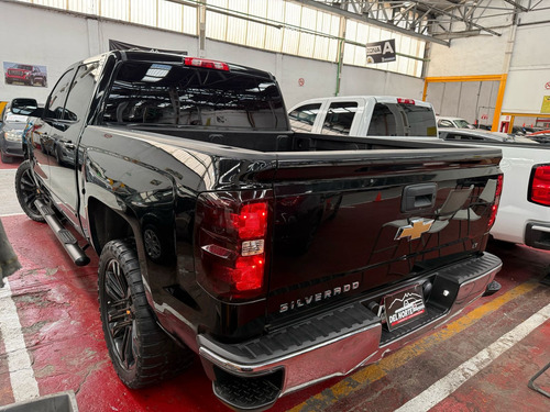 Chevrolet Silverado 5.4 2500 Doble Cabina Ls 4x2 At