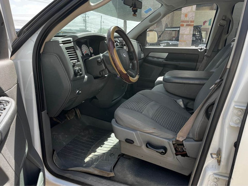 Dodge Ram 2500 5.7 Pickup Slt Aa 4x4 At