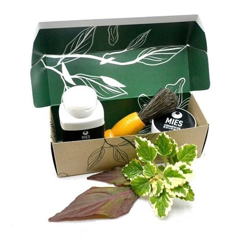 Imagen 2 de 3 de Kit Combo Box Afeitate Cosmetica Natural Vegana Para El