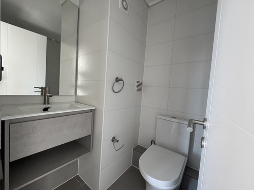 Departamento Nuevo De 2d + 2b + 1e En Edificio Valdepeñas
