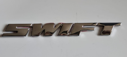 Swift Emblema Chevrolet