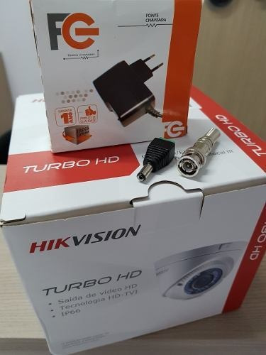 Câmera de segurança Hikvision DS-2CE56D1T-VFIR3 com resolução Full HD 1080p