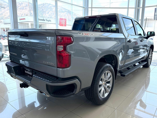 Chevrolet Silverado 2.7 T Doble Cabina 4X4 At
