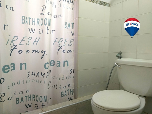 Imagen 10 de 15 de Se Vende Amplio Apartamento Planta Baja, Con Excelentes Areas Sociales, En Tucacas, Edificio Varadero Plaza.