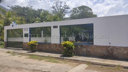 Casa En Venta En Ocumare De La Costa Urb. Asocata 24-15904 Mvs