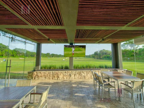 Gran Terreno En Punta Tiburón Frente Al Campo De Golf