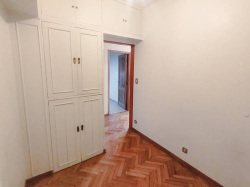 Imagen 13 de 30 de Muy Buen Departamento De 4 Ambientes En Venta En Olivos !!