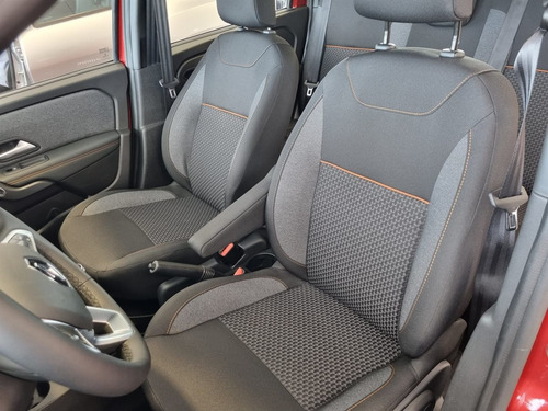 Imagen 10 de 20 de Renault Oroch Intens Outsider 1.3 2023 0km