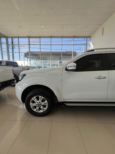 Nissan Frontier 2.3t Xe 4x2 Mt L22