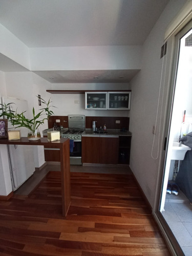 Imagen 5 de 12 de Monoambiente Con Balcón.