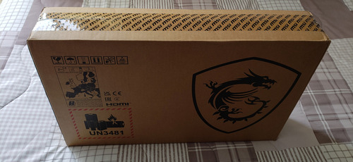Msi Katana Ai15 (2024), Ryzen 7-8845hs, Rtx 4060, 32gb, 1tb Color Negro