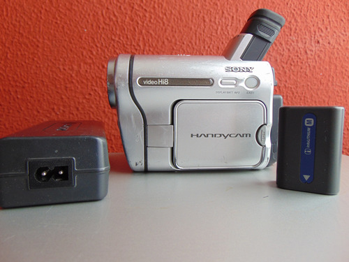 Cámara De Video Sony Handycam Análoga 8mm / Hi8