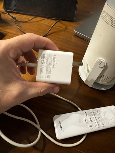 Proyector Portátil Gama Alta Samsung Freestyle Blanco (Usado)