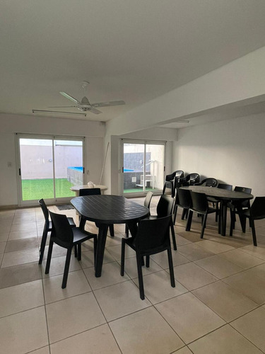 Venta Departamento Monoambiente En Barrio Martin. Apto Crédito.