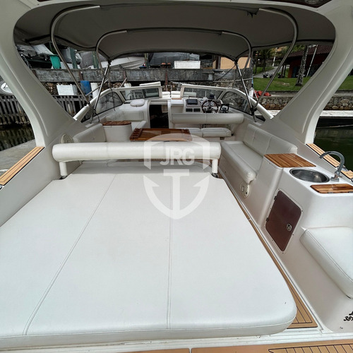 Lancha Real 325 2016 Com 2x Motores Diesel + Ar E Gerador