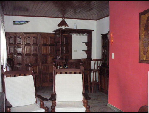 Casa En Venta 4 Ambientes En Munro