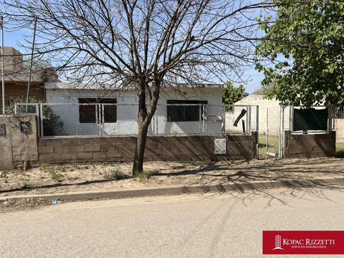Barrio Policial (chechahet 7117) - Venta Casa 3 Dormitorios
