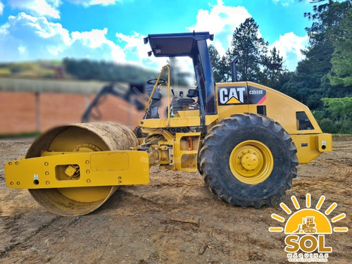 Imagem 4 de 14 de Rolo Compactador Caterpillar Cs533e