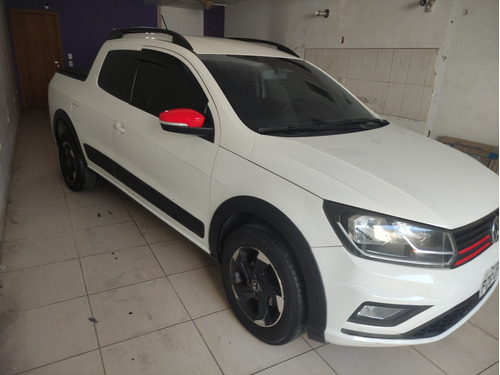 Volkswagen Saveiro 1.6 Trendline Cab. Dupla Total Flex 2p