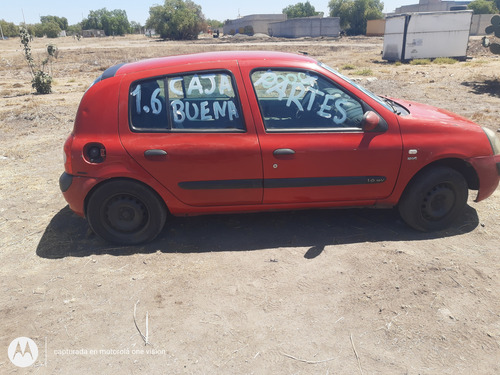 Renault Clio 1.6 Authentique At
